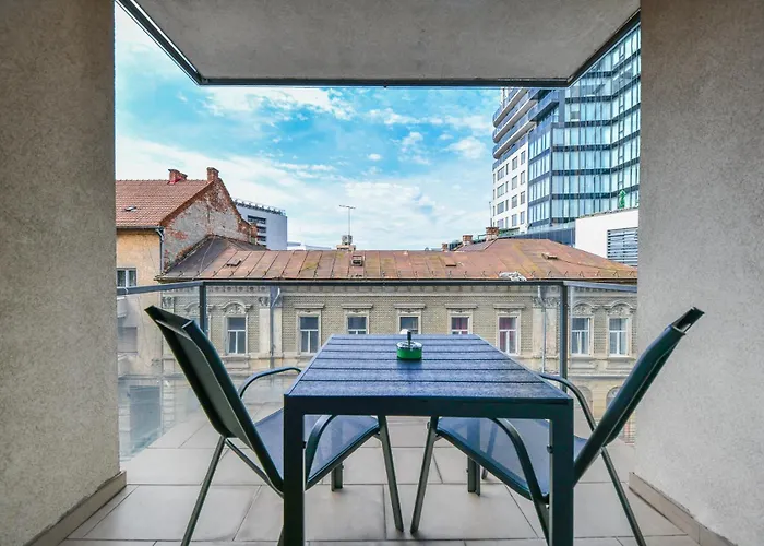 Cosy W Parking * Cluj-Napoca